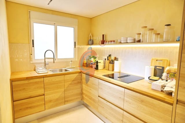 3 soveværelse Bungalow til salg i Zona Pueblo, Guardamar del Segura med garage - € 400.000 (Ref: 9176537)