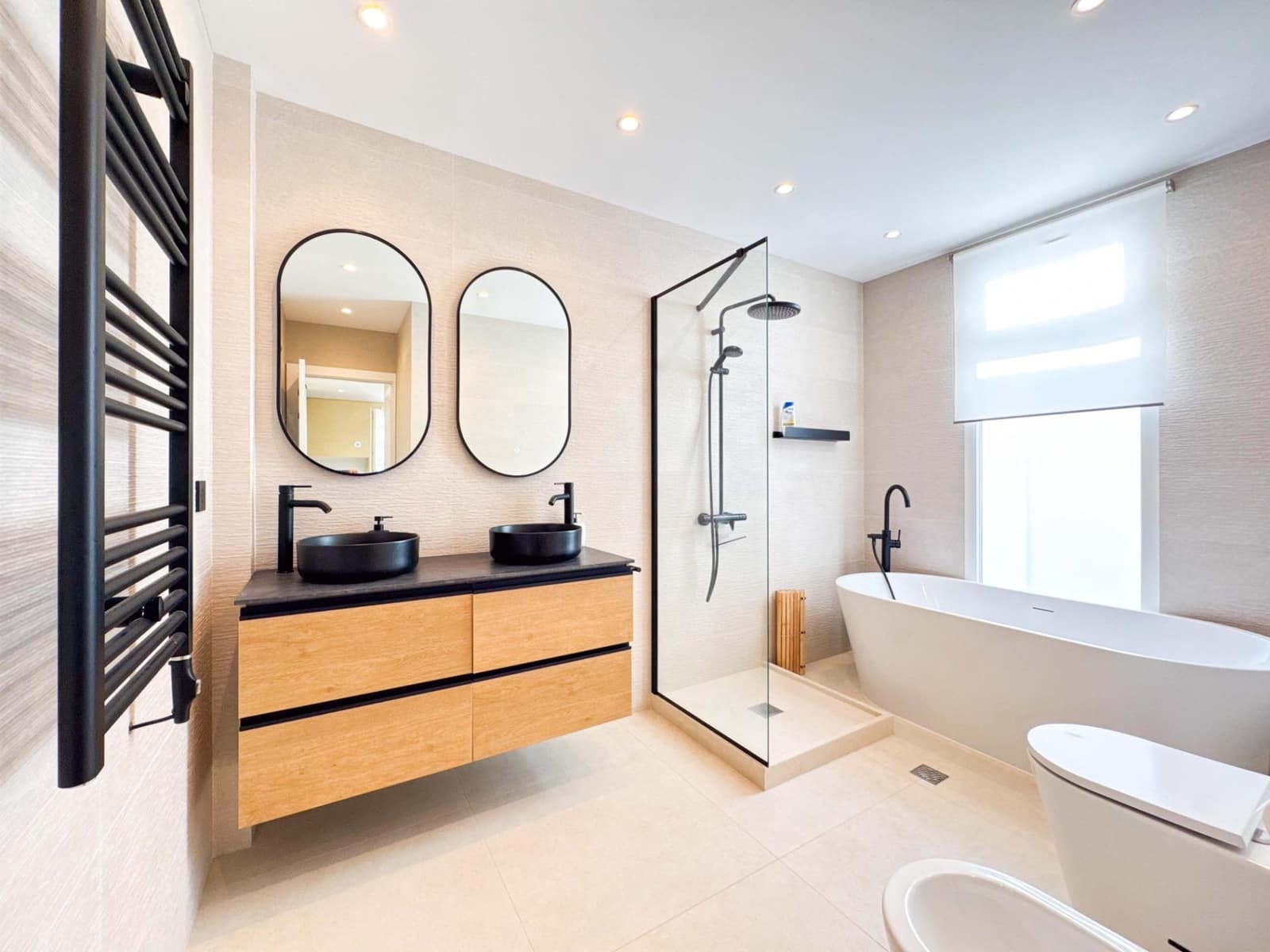 3 makuuhuone Bungalow myytävänä paikassa Guardamar del Segura mukana 
autotalli - 400 000 € (Ref: 9176537)