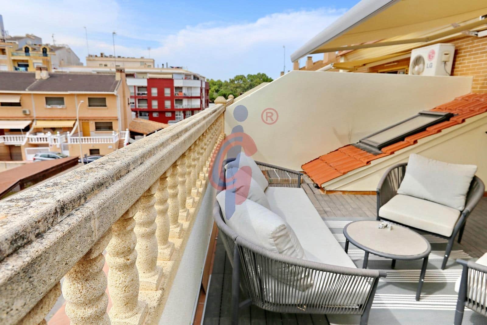 3 chambre Bungalow à vendre à Guardamar del Segura avec garage - 399 000 € (Ref: 9176537)