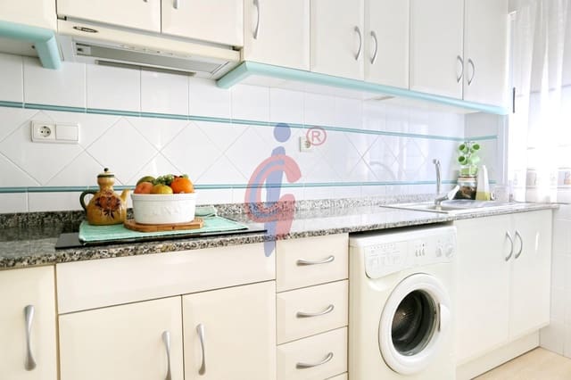 2 soveværelse Lejlighed til salg i Las Viñas, Guardamar del Segura med garage - € 140.000 (Ref: 9183732)