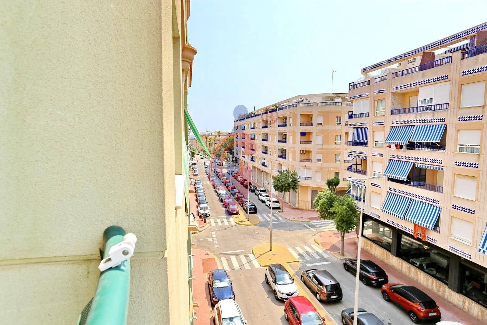 2 soveværelse Lejlighed til salg i Guardamar del Segura med garage - € 140.000 (Ref: 9183732)