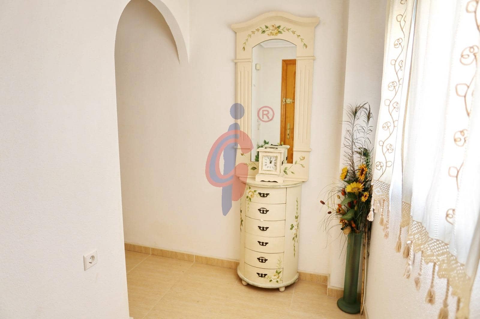 2 soverom Leilighet til salgs i Guardamar del Segura med garasje - € 140 000 (Ref: 9183732)