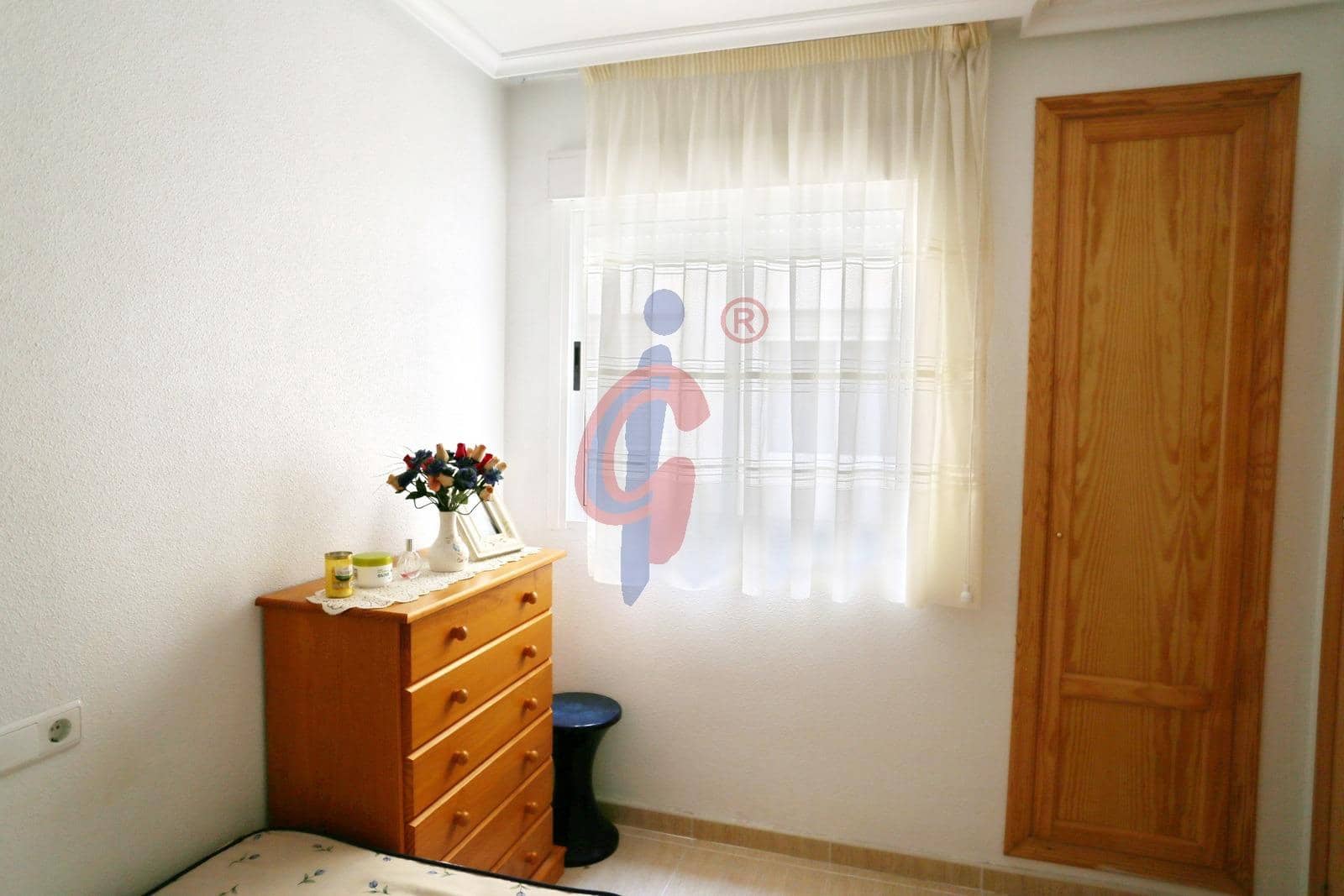 2 soverom Leilighet til salgs i Guardamar del Segura med garasje - € 140 000 (Ref: 9183732)