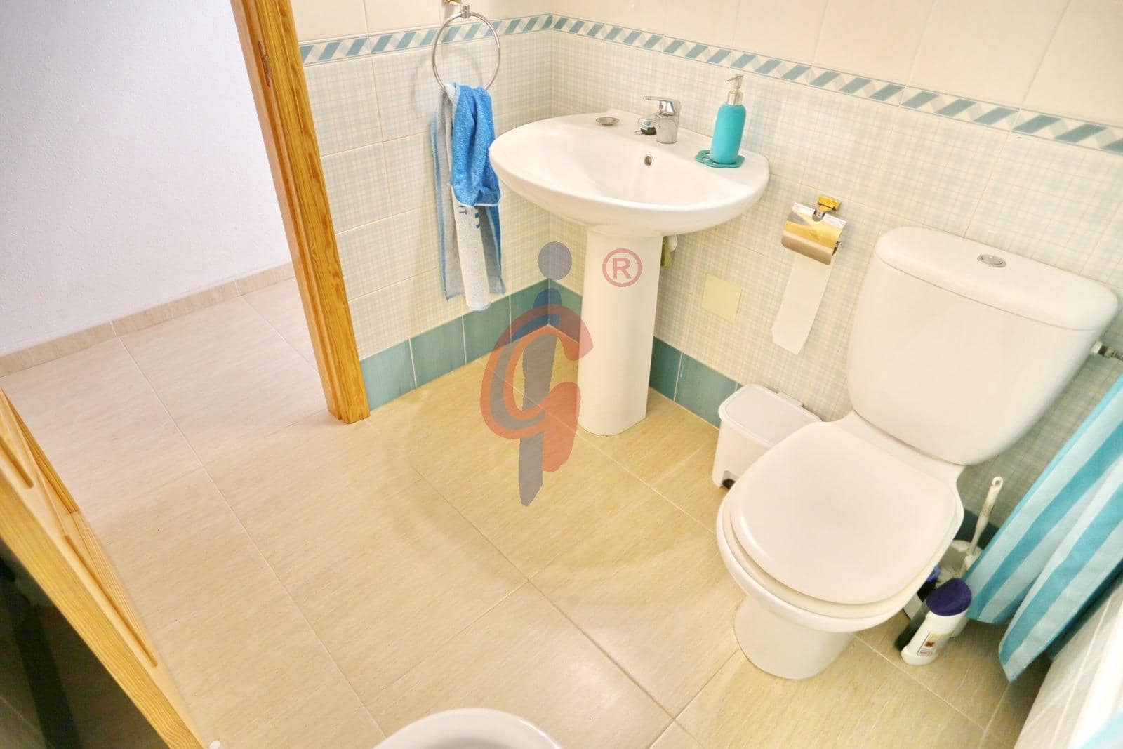 2 soverom Leilighet til salgs i Guardamar del Segura med garasje - € 140 000 (Ref: 9183732)