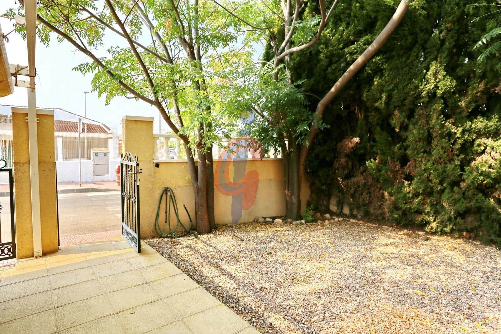 3 Zimmer Reihenhaus zu verkaufen in Guardamar del Segura mit Pool - 228.750 € (Ref: 9187065)