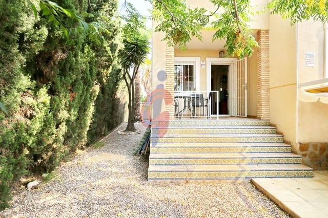 3 makuuhuone Rivitalo myytävänä paikassa El Moncayo - El Pòrtic, Guardamar del Segura mukana uima-altaan - 228 750 € (Ref: 9187065)