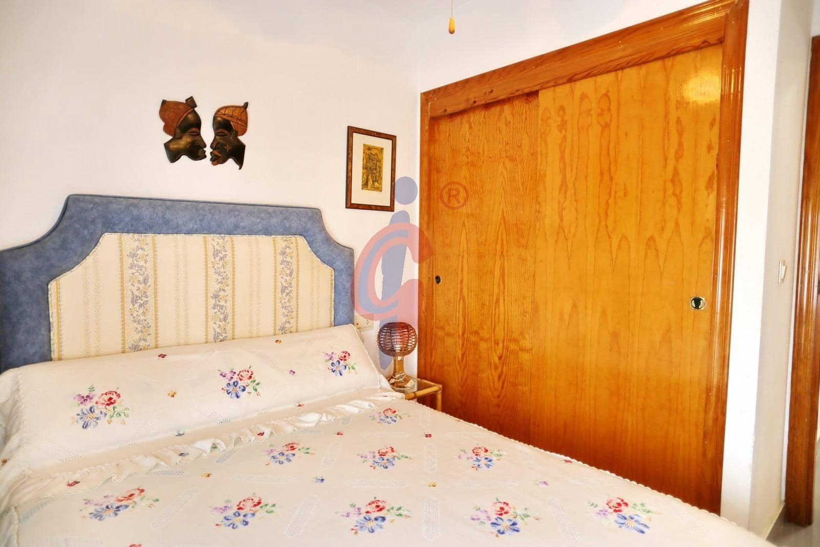 Apartamento de 2 habitaciones en Guardamar del Segura en venta - 159.900 € (Ref: 9188548)