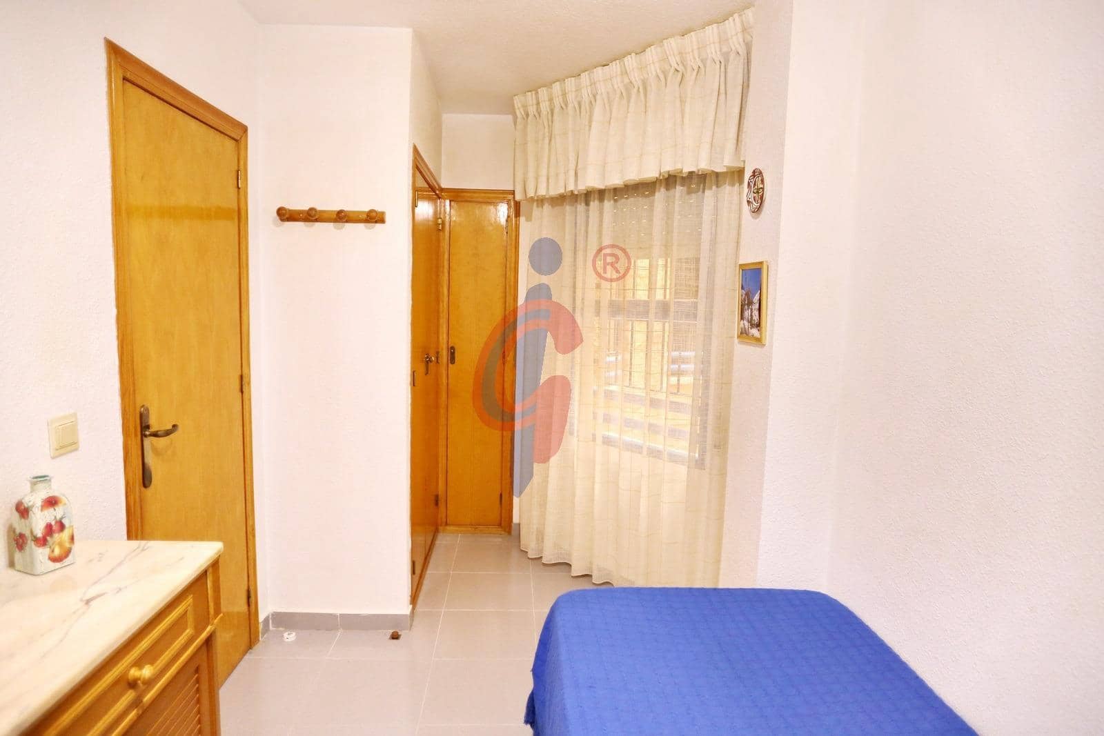 Apartamento de 2 habitaciones en Guardamar del Segura en venta - 159.900 € (Ref: 9188548)