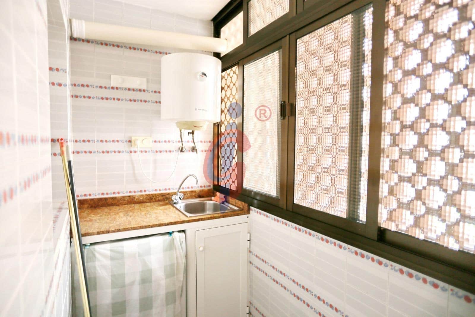 2 Zimmer Apartment zu verkaufen in Guardamar del Segura mit Garage - 247.500 € (Ref: 9193900)