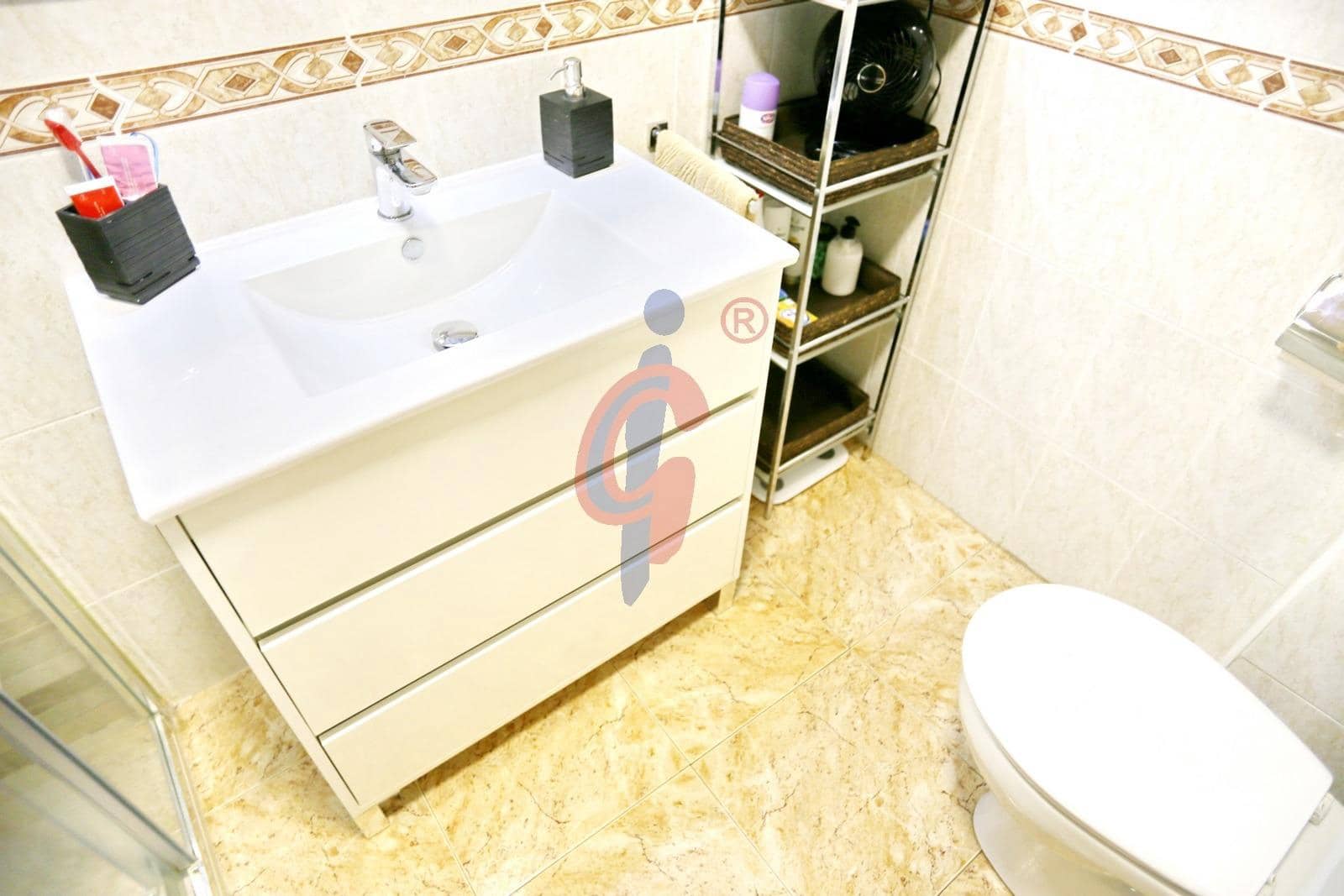 2 quarto Apartamento para venda em Guardamar del Segura com piscina - 219 990 € (Ref: 9195686)