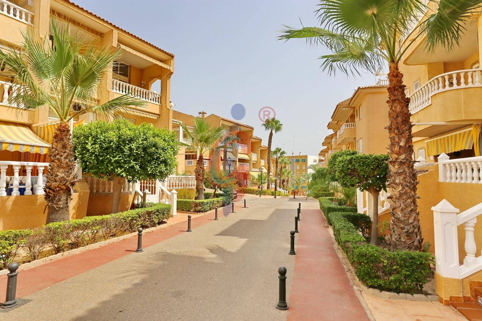 2 quarto Apartamento para venda em Guardamar del Segura com piscina - 219 990 € (Ref: 9195686)