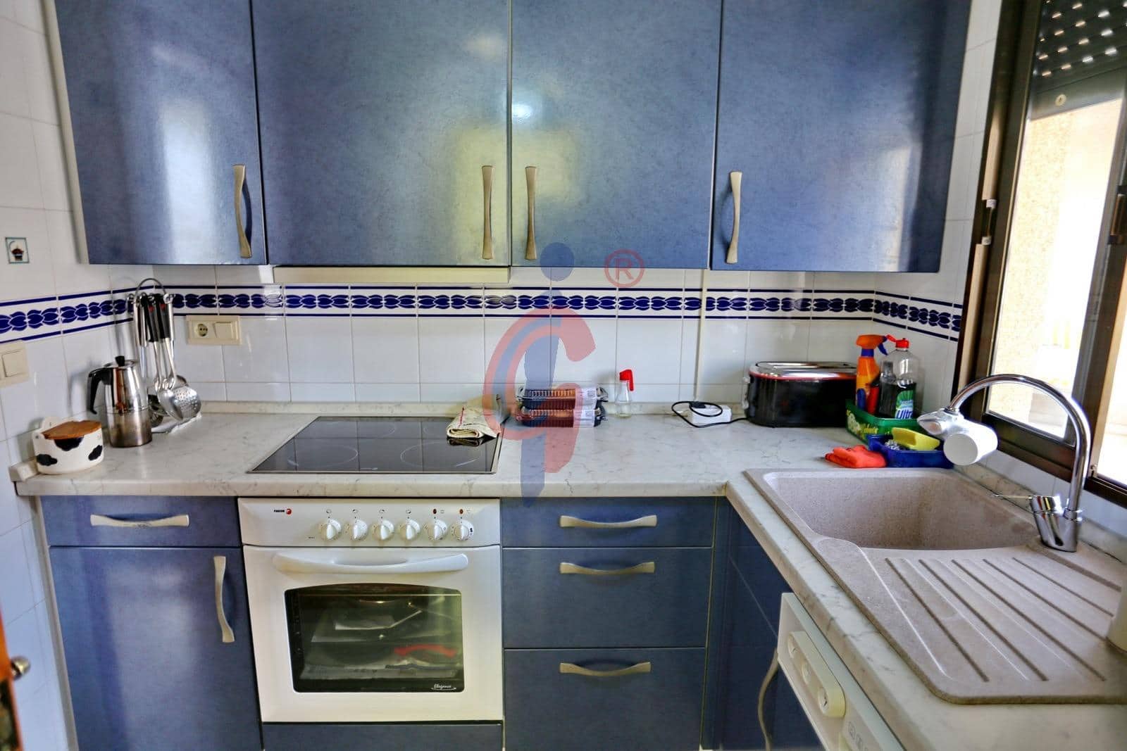 3 makuuhuone Huoneisto myytävänä paikassa Guardamar del Segura mukana uima-altaan - 283 500 € (Ref: 9195688)