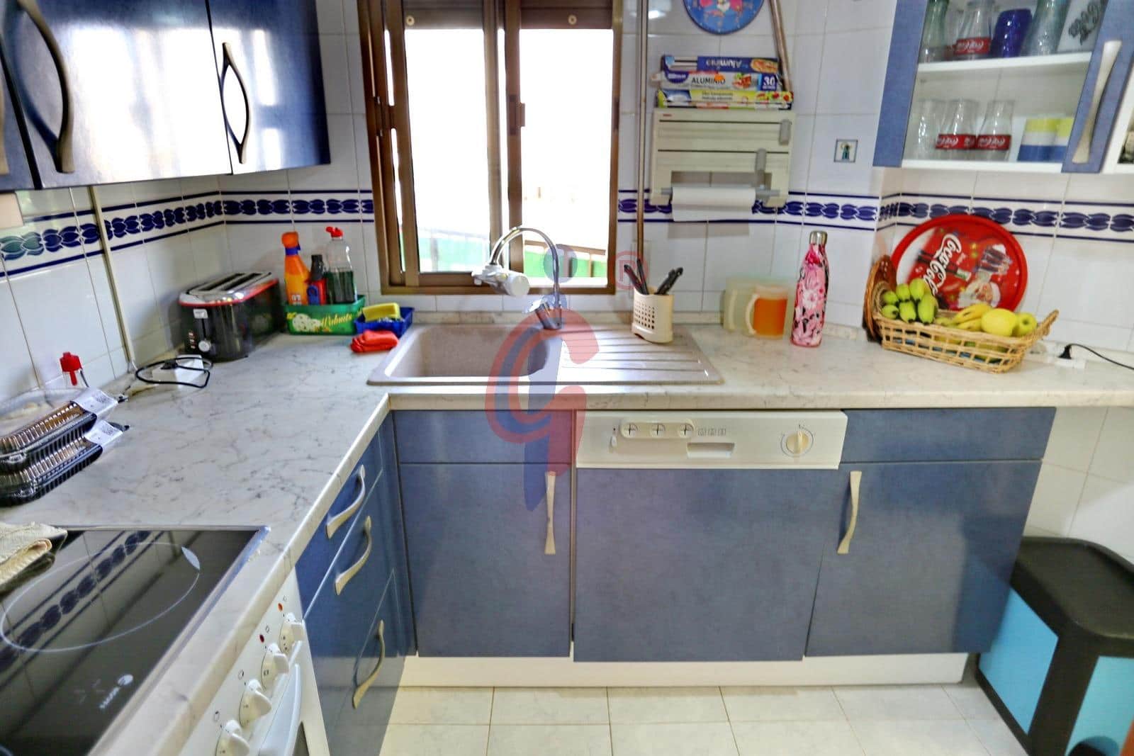 3 makuuhuone Huoneisto myytävänä paikassa Guardamar del Segura mukana uima-altaan - 283 500 € (Ref: 9195688)