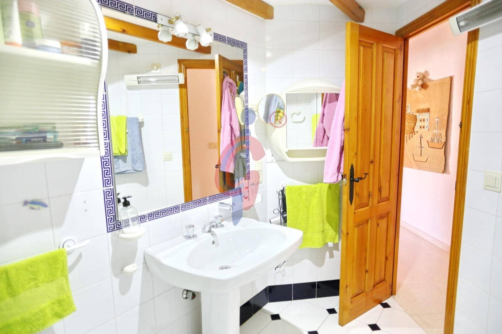 3 makuuhuone Huoneisto myytävänä paikassa Guardamar del Segura mukana uima-altaan - 283 500 € (Ref: 9195688)