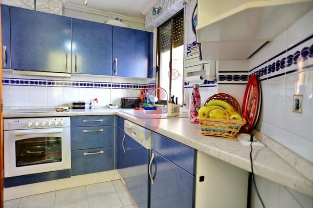 3 soveværelse Lejlighed til salg i Las Viñas, Guardamar del Segura med swimmingpool - € 283.500 (Ref: 9195688)