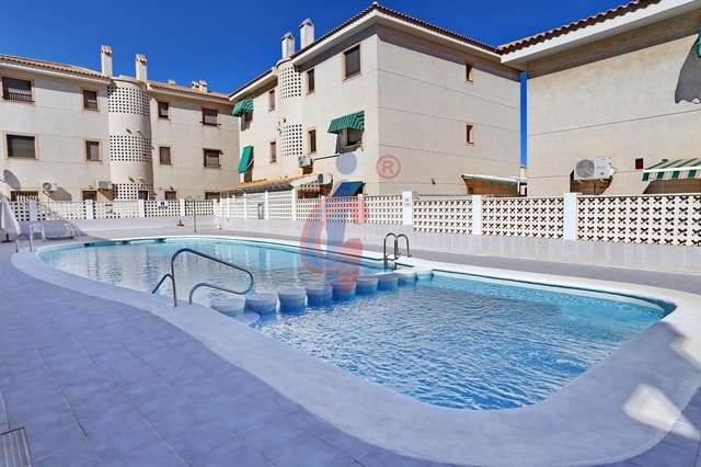 3 soveværelse Lejlighed til salg i Las Viñas, Guardamar del Segura med swimmingpool - € 283.500 (Ref: 9195688)