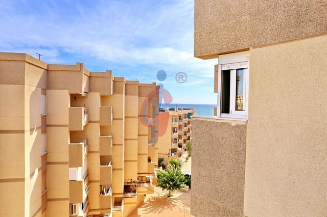 3 makuuhuone Huoneisto myytävänä paikassa Guardamar Playa, Guardamar del Segura - 184 950 € (Ref: 9200592)