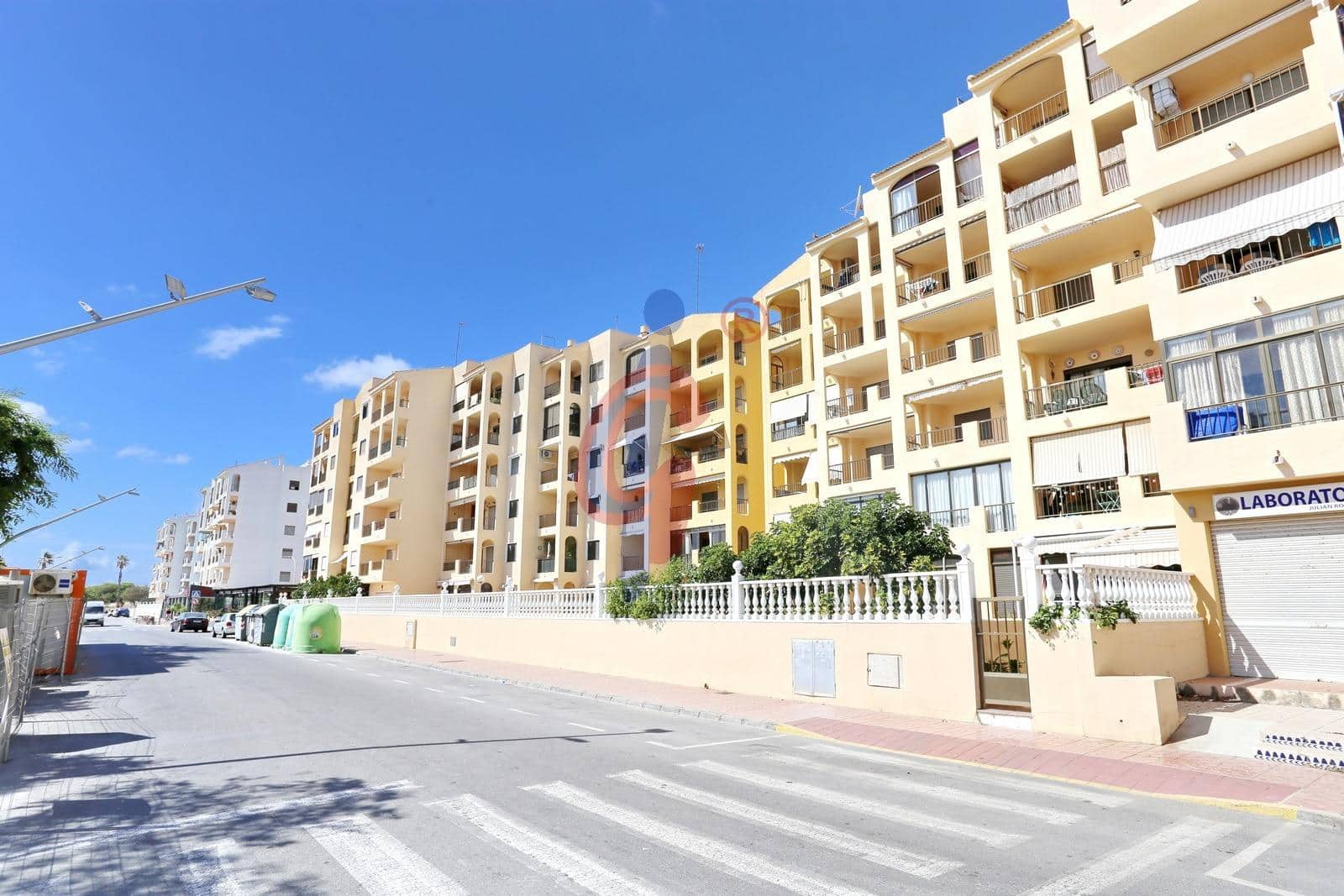 3 bedroom Apartment for sale in Guardamar del Segura with pool garage - € 235,000 (Ref: 9209188)