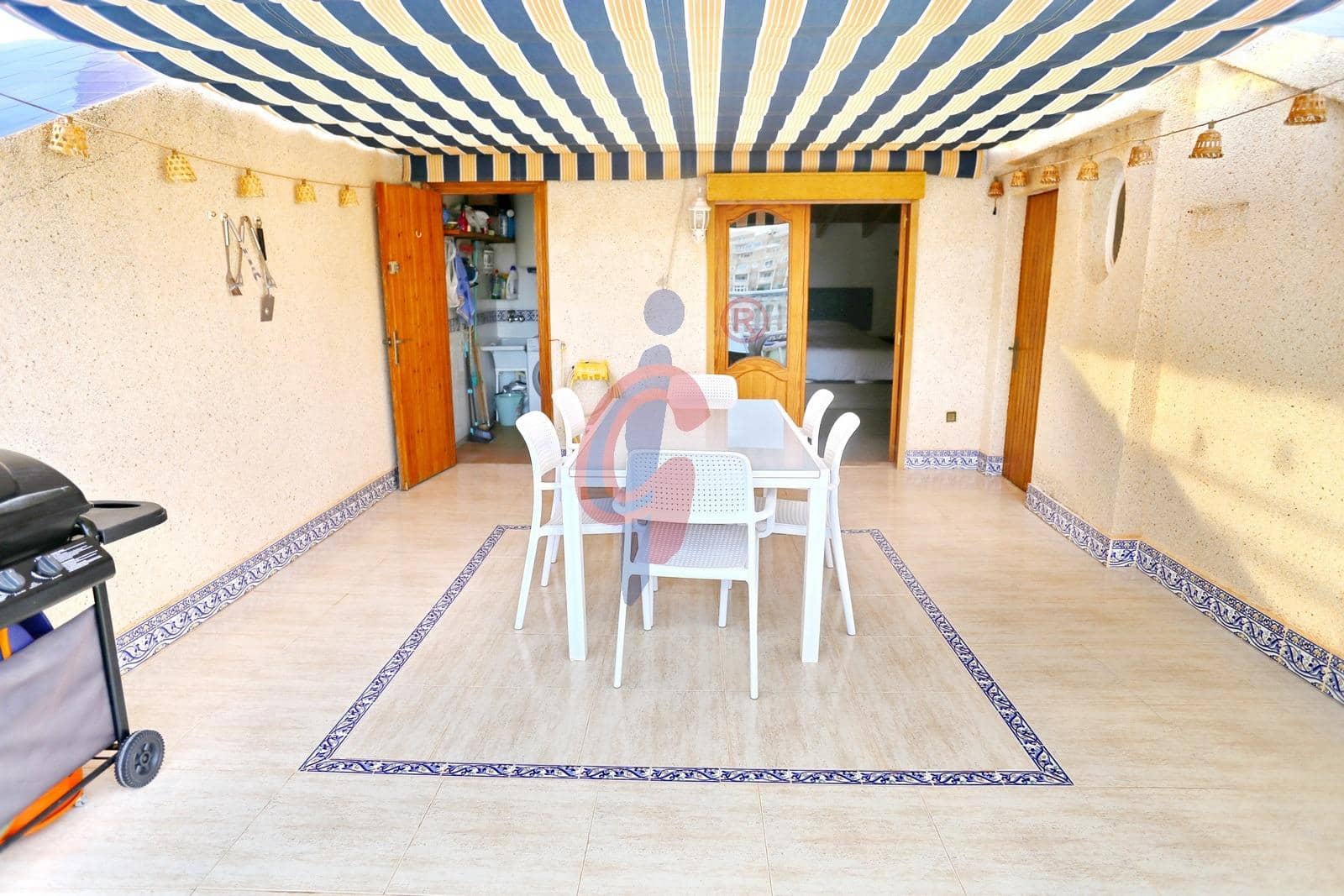 3 sovrum Takvåning till salu i Guardamar del Segura med garage - 249 990 € (Ref: 9209189)