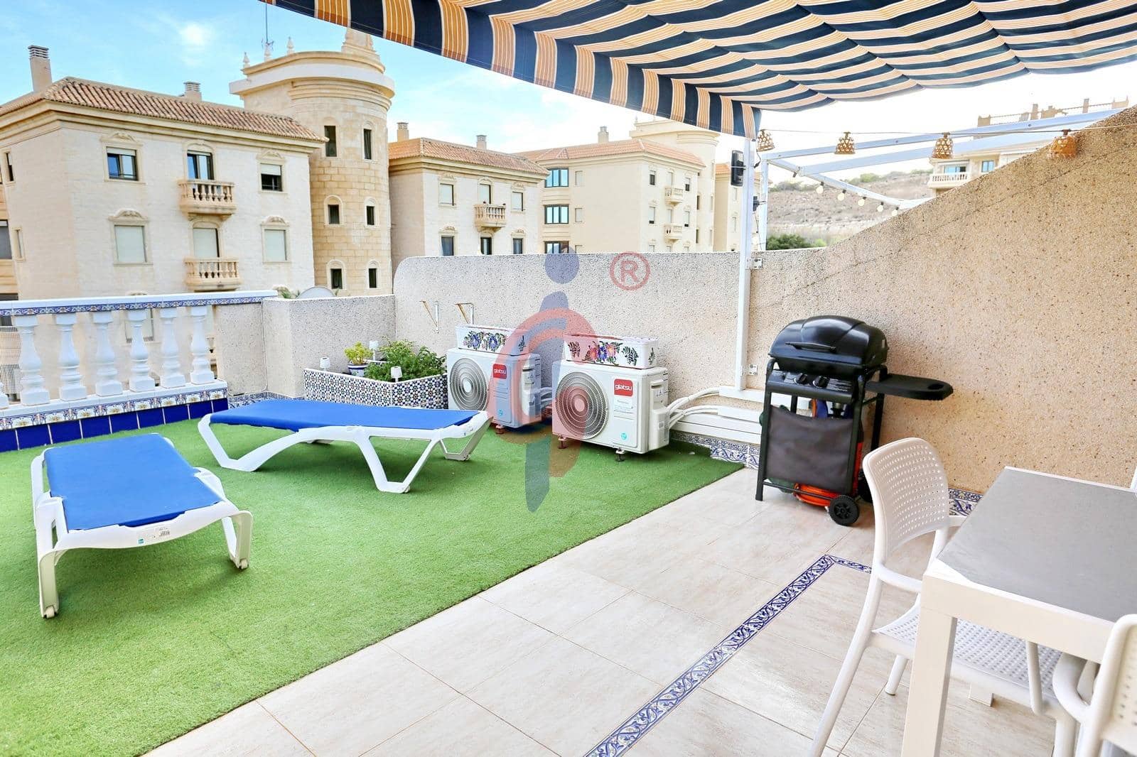 3 sovrum Takvåning till salu i Guardamar del Segura med garage - 249 990 € (Ref: 9209189)