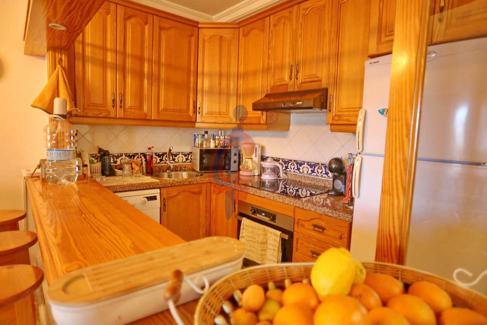 3 bedroom Penthouse for sale in Guardamar del Segura with garage - € 249,990 (Ref: 9209189)