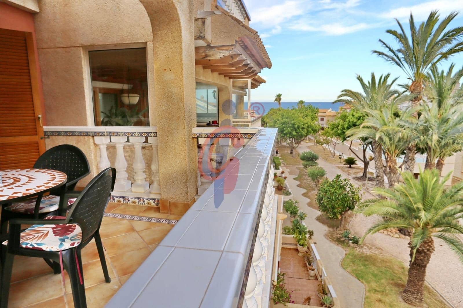 3 bedroom Penthouse for sale in Guardamar del Segura with garage - € 249,990 (Ref: 9209189)