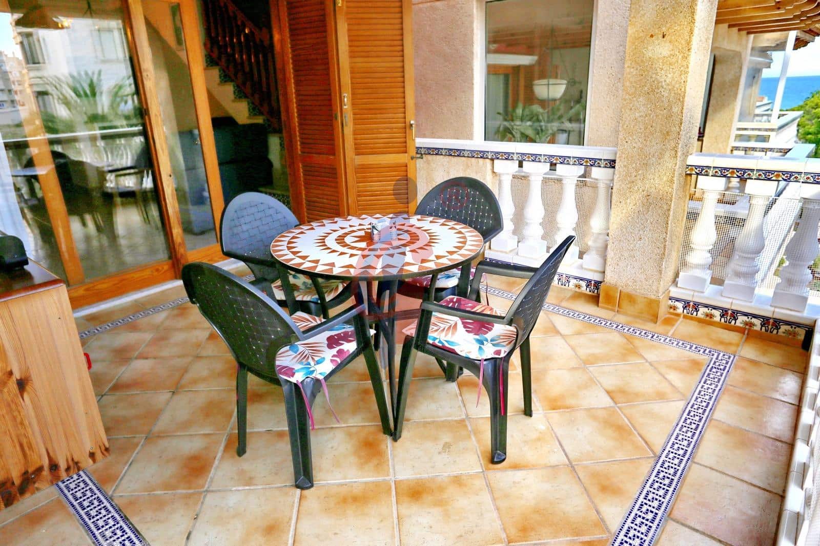 3 bedroom Penthouse for sale in Guardamar del Segura with garage - € 249,990 (Ref: 9209189)