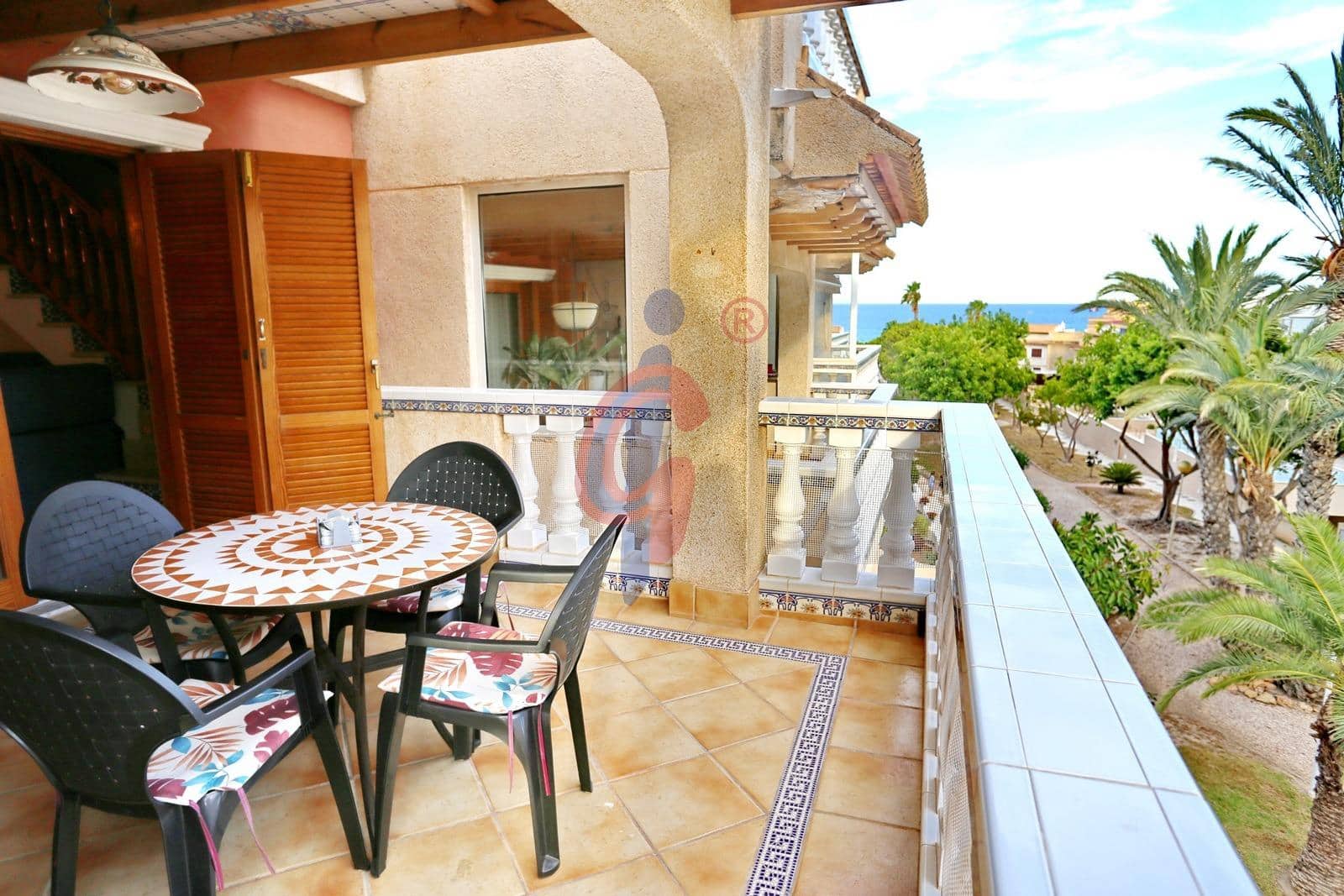 3 bedroom Penthouse for sale in Guardamar del Segura with garage - € 249,990 (Ref: 9209189)