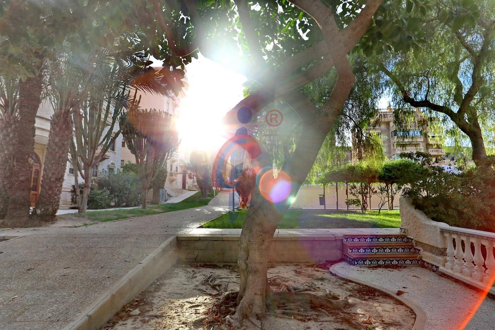 3 bedroom Penthouse for sale in Guardamar del Segura with garage - € 249,990 (Ref: 9209189)