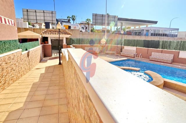 1 makuuhuone Huoneisto myytävänä paikassa Puerto Deportivo, Guardamar del Segura mukana uima-altaan 
autotalli - 157 500 € (Ref: 9243083)