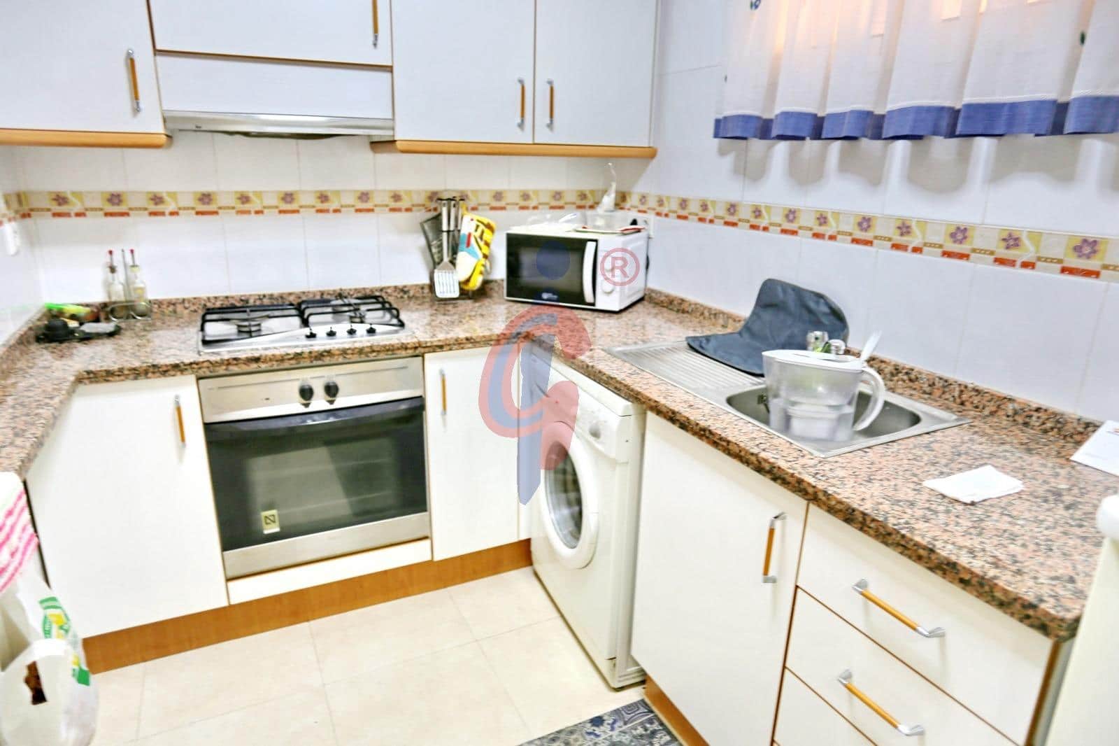 1 slaapkamer Appartement te koop in Guardamar del Segura met zwembad garage - € 157.500 (Ref: 9243083)