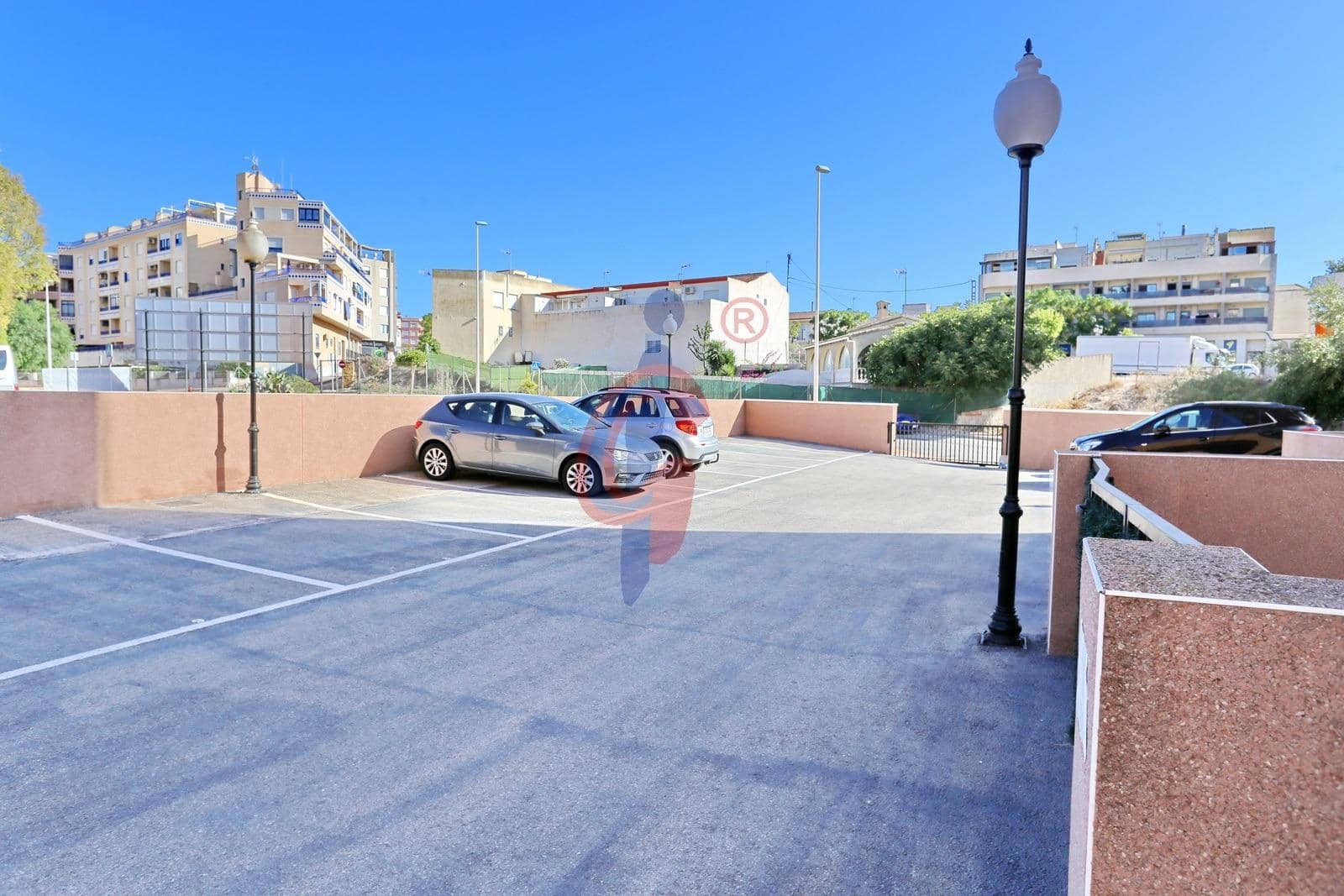 1 slaapkamer Appartement te koop in Guardamar del Segura met zwembad garage - € 157.500 (Ref: 9243083)