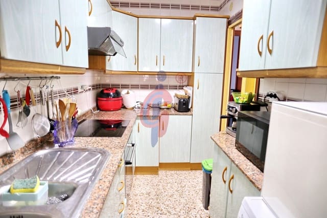 3 soveværelse Lejlighed til salg i Guardamar Playa, Guardamar del Segura - € 249.000 (Ref: 9248225)