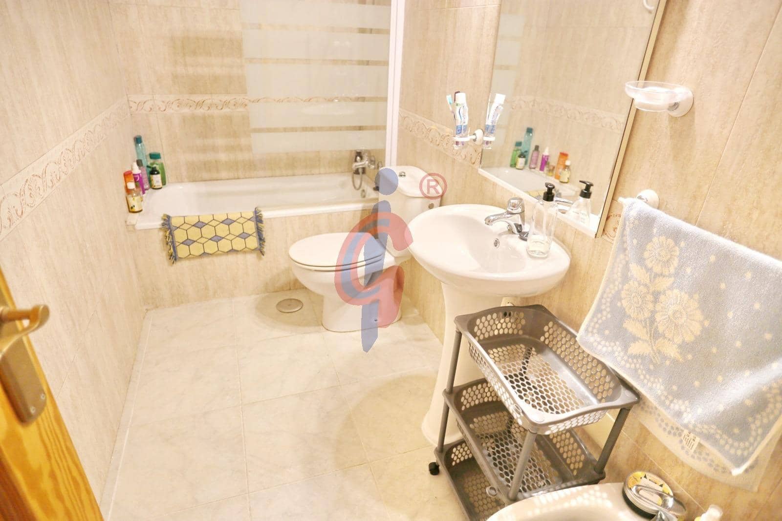 2 soveværelse Lejlighed til salg i Guardamar del Segura med swimmingpool - € 189.900 (Ref: 9248226)