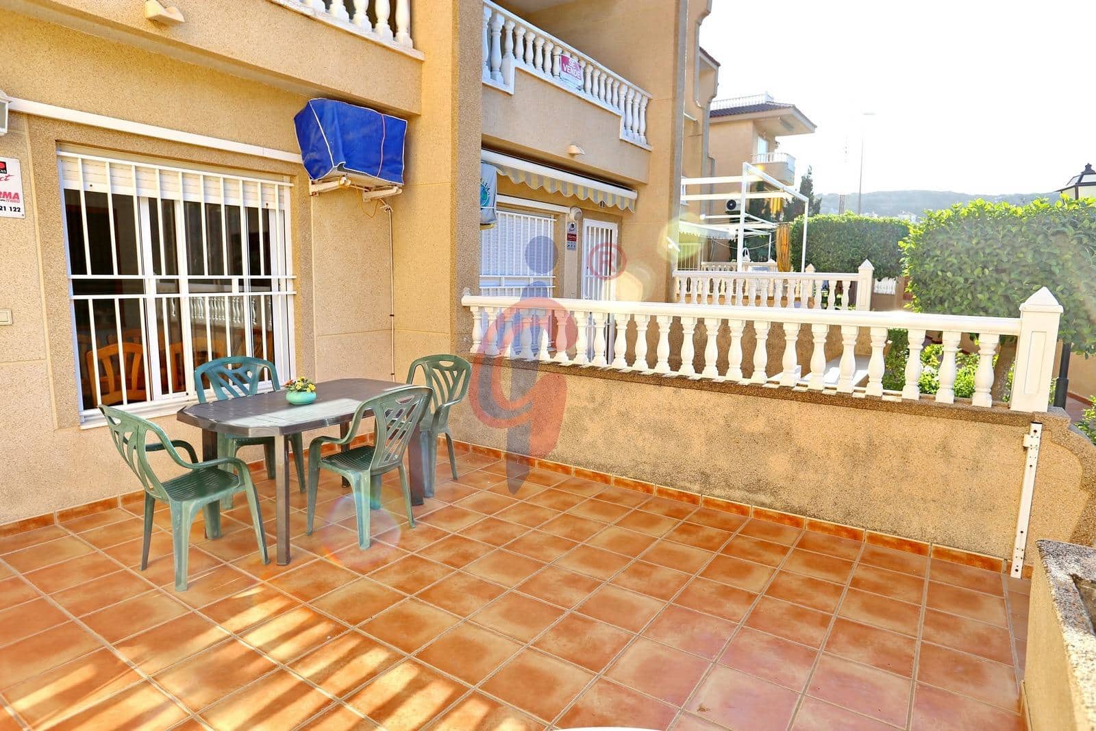 2 soveværelse Lejlighed til salg i Guardamar del Segura med swimmingpool - € 189.900 (Ref: 9248226)