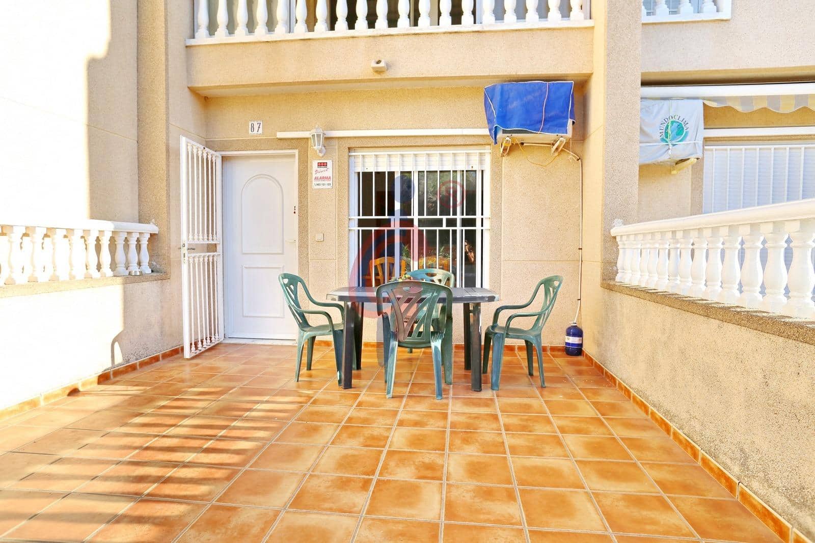 2 soveværelse Lejlighed til salg i Guardamar del Segura med swimmingpool - € 189.900 (Ref: 9248226)