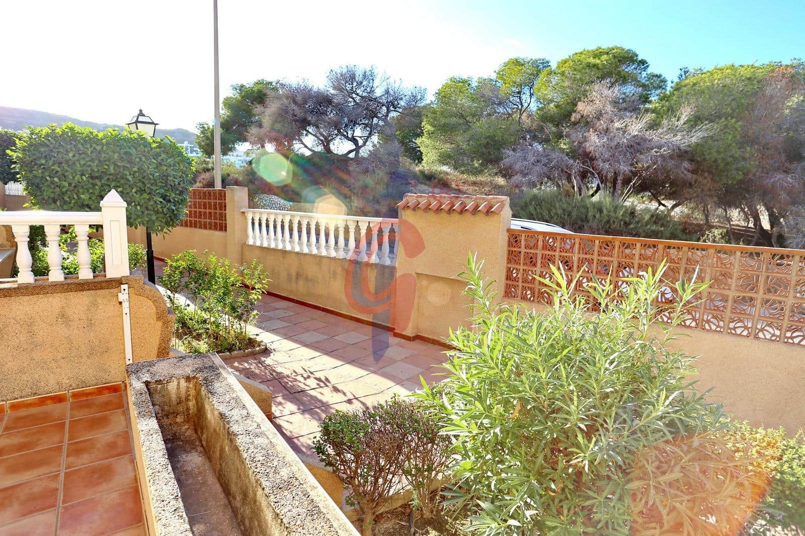 2 soveværelse Lejlighed til salg i Guardamar del Segura med swimmingpool - € 189.900 (Ref: 9248226)