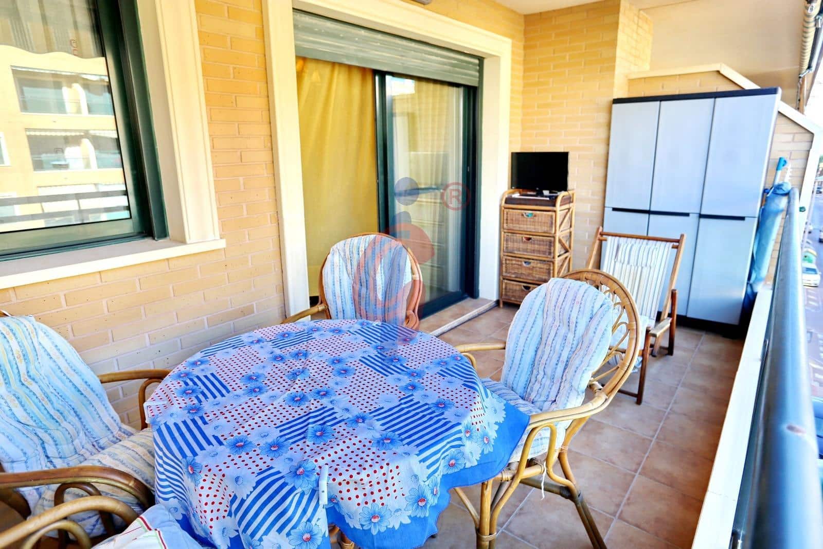 Apartamento de 2 habitaciones en Guardamar del Segura en venta con garaje - 299.990 € (Ref: 9255123)