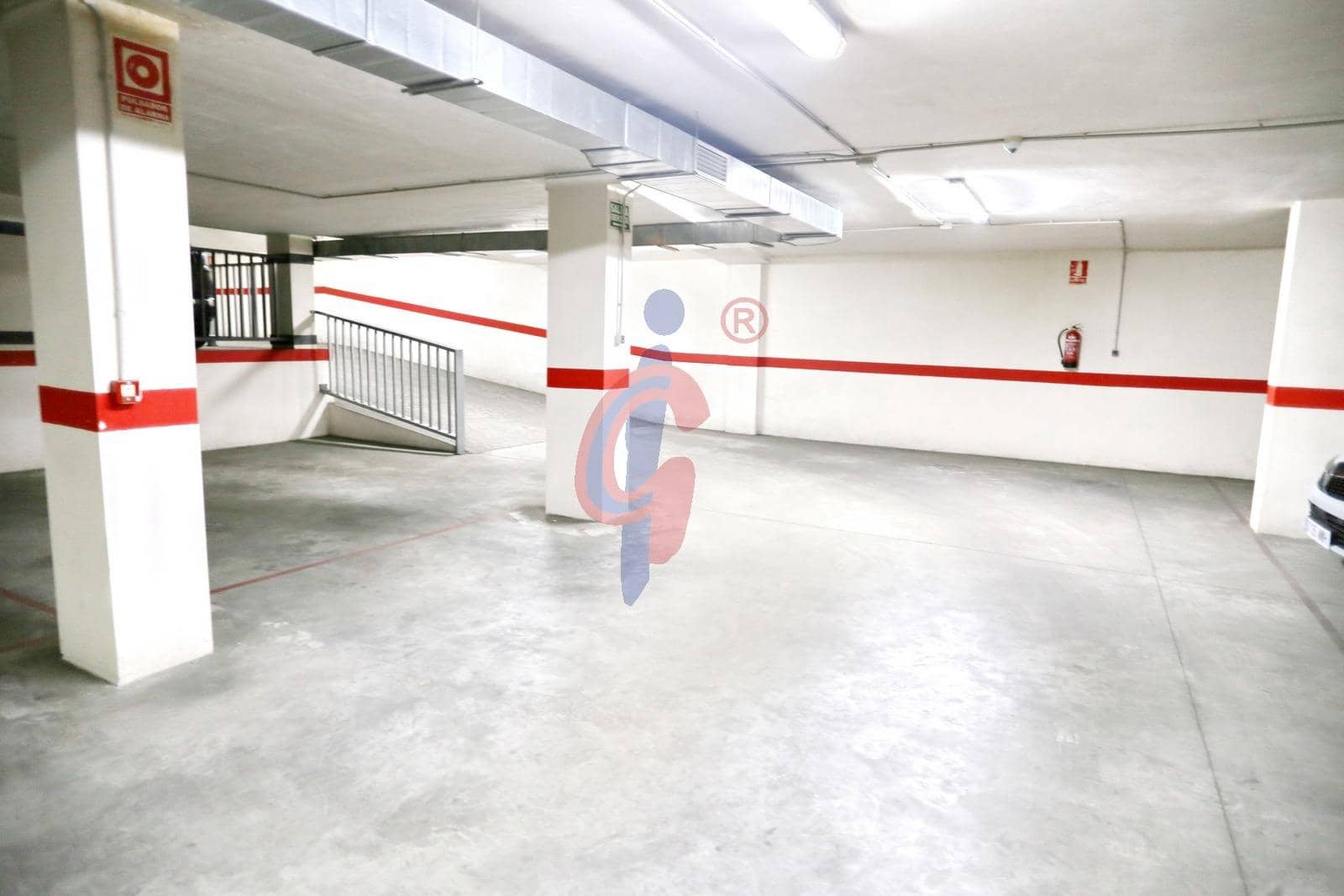 Apartamento de 2 habitaciones en Guardamar del Segura en venta con garaje - 299.990 € (Ref: 9255123)