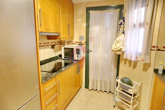 Apartamento de 2 habitaciones en Zona Pueblo, Guardamar del Segura en venta con garaje - 299.990 € (Ref: 9255123)