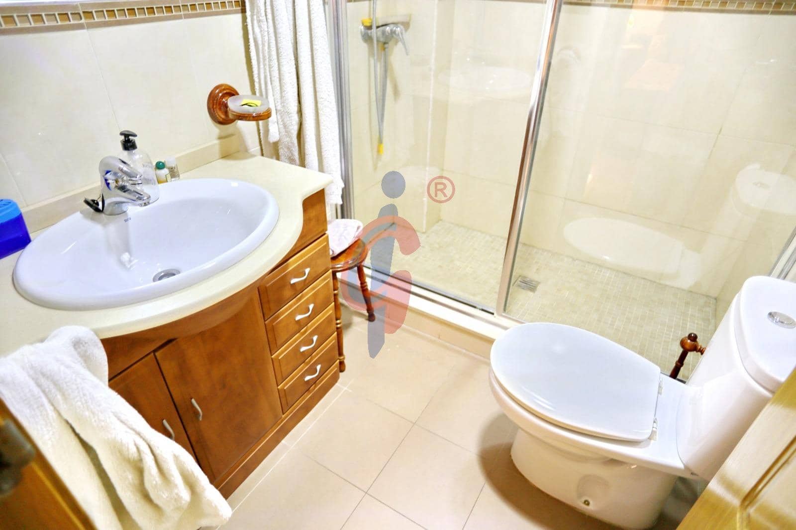 Apartamento de 2 habitaciones en Guardamar del Segura en venta con garaje - 299.990 € (Ref: 9255123)