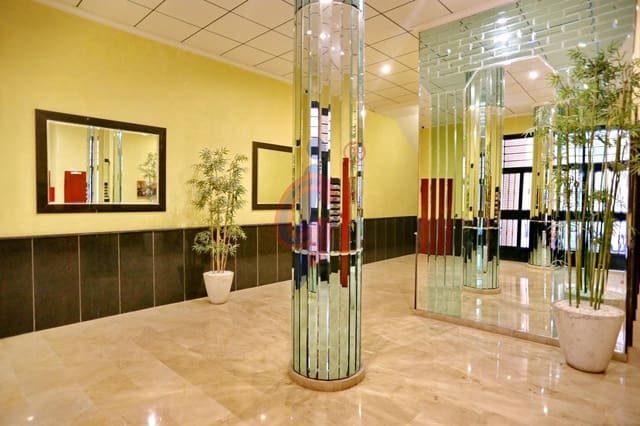 Apartamento de 2 habitaciones en Zona Pueblo, Guardamar del Segura en venta con garaje - 299.990 € (Ref: 9255123)