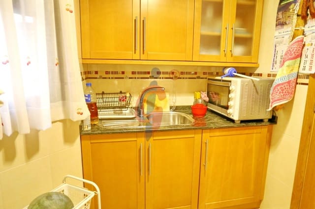 3 Zimmer Apartment zu verkaufen in Zona Pueblo, Guardamar del Segura mit Garage - 299.990 € (Ref: 9255123)