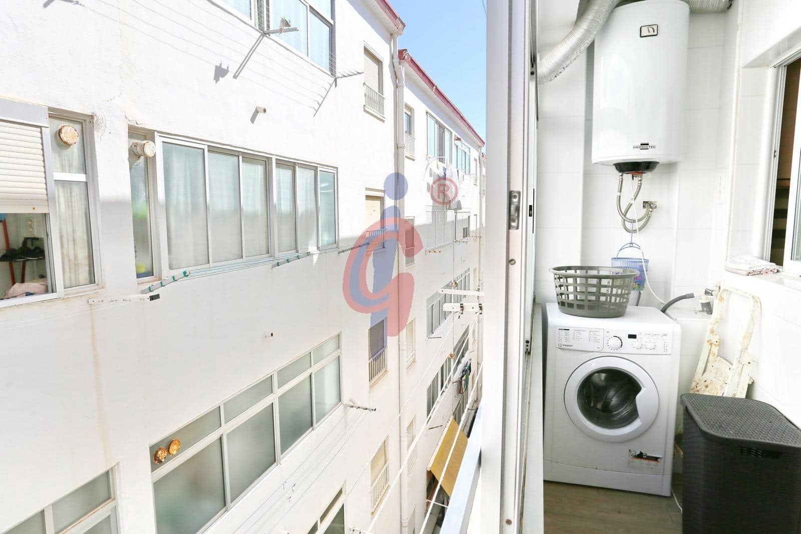 3 sovrum Lägenhet till salu i Guardamar del Segura med garage - 157 500 € (Ref: 9255125)