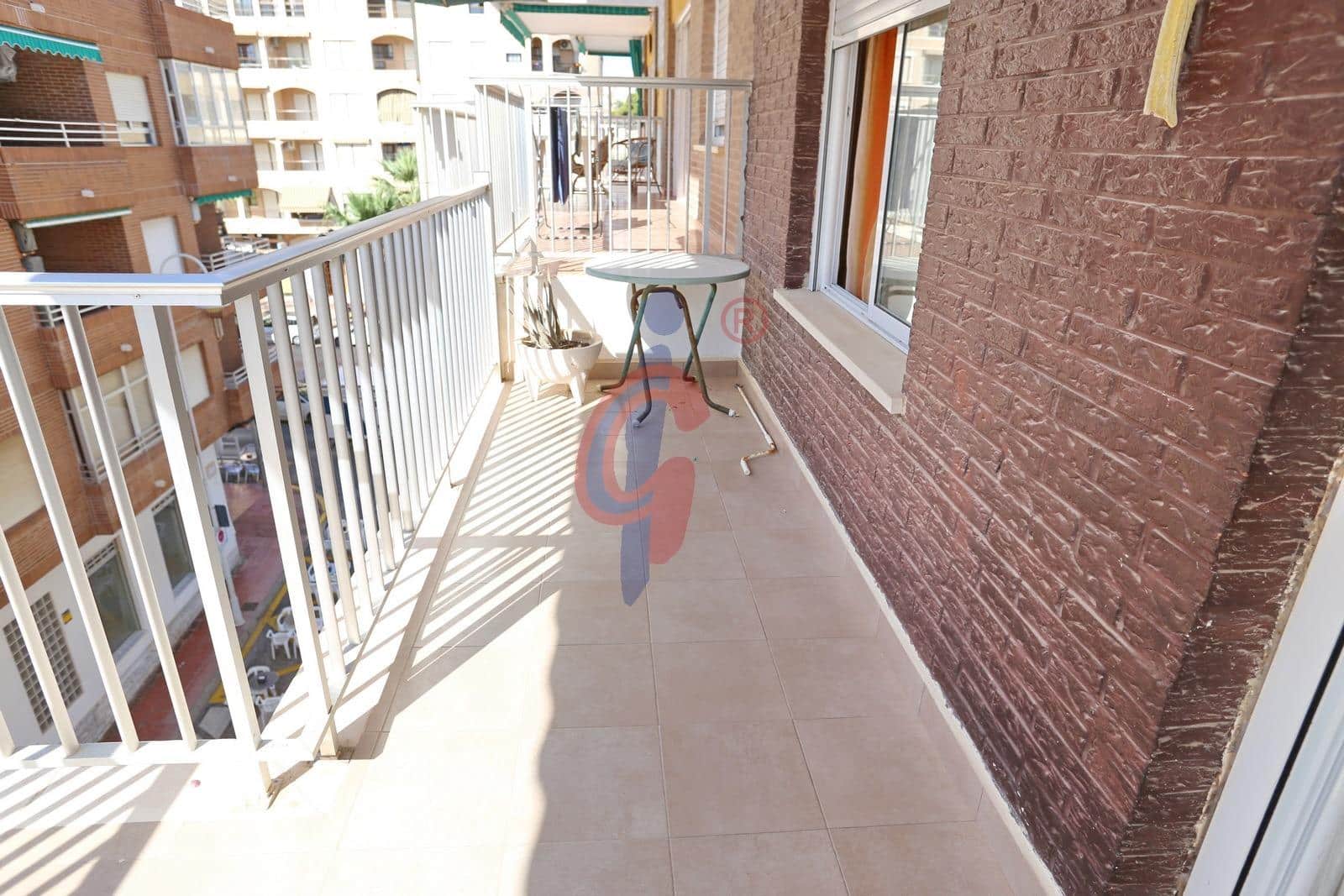 3 sovrum Lägenhet till salu i Guardamar del Segura med garage - 157 500 € (Ref: 9255125)