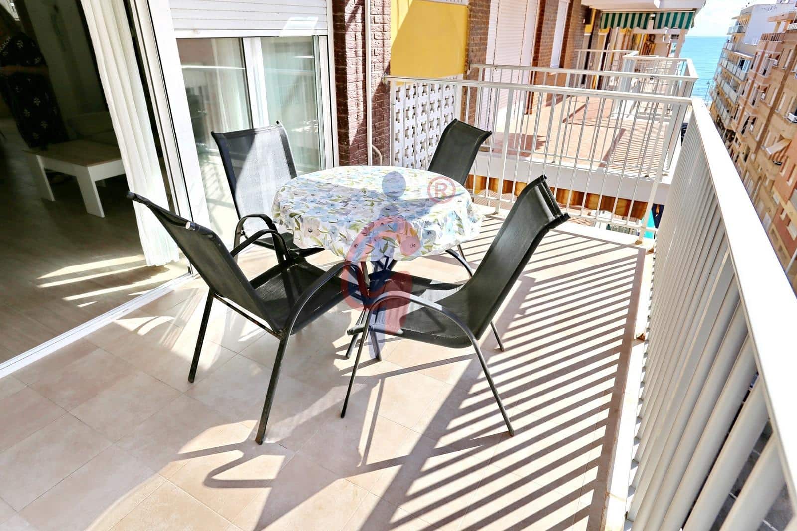 3 sovrum Lägenhet till salu i Guardamar del Segura med garage - 157 500 € (Ref: 9255125)