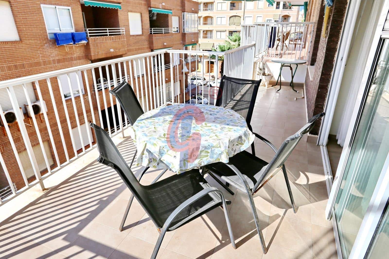 3 sovrum Lägenhet till salu i Guardamar del Segura med garage - 157 500 € (Ref: 9255125)