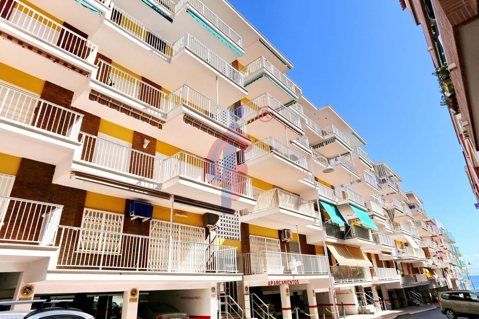 3 sovrum Lägenhet till salu i Guardamar del Segura med garage - 157 500 € (Ref: 9255125)