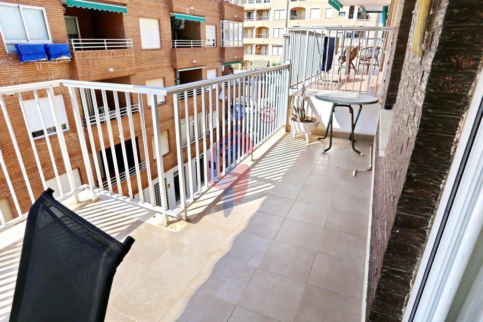 3 sovrum Lägenhet till salu i Guardamar del Segura med garage - 157 500 € (Ref: 9255125)