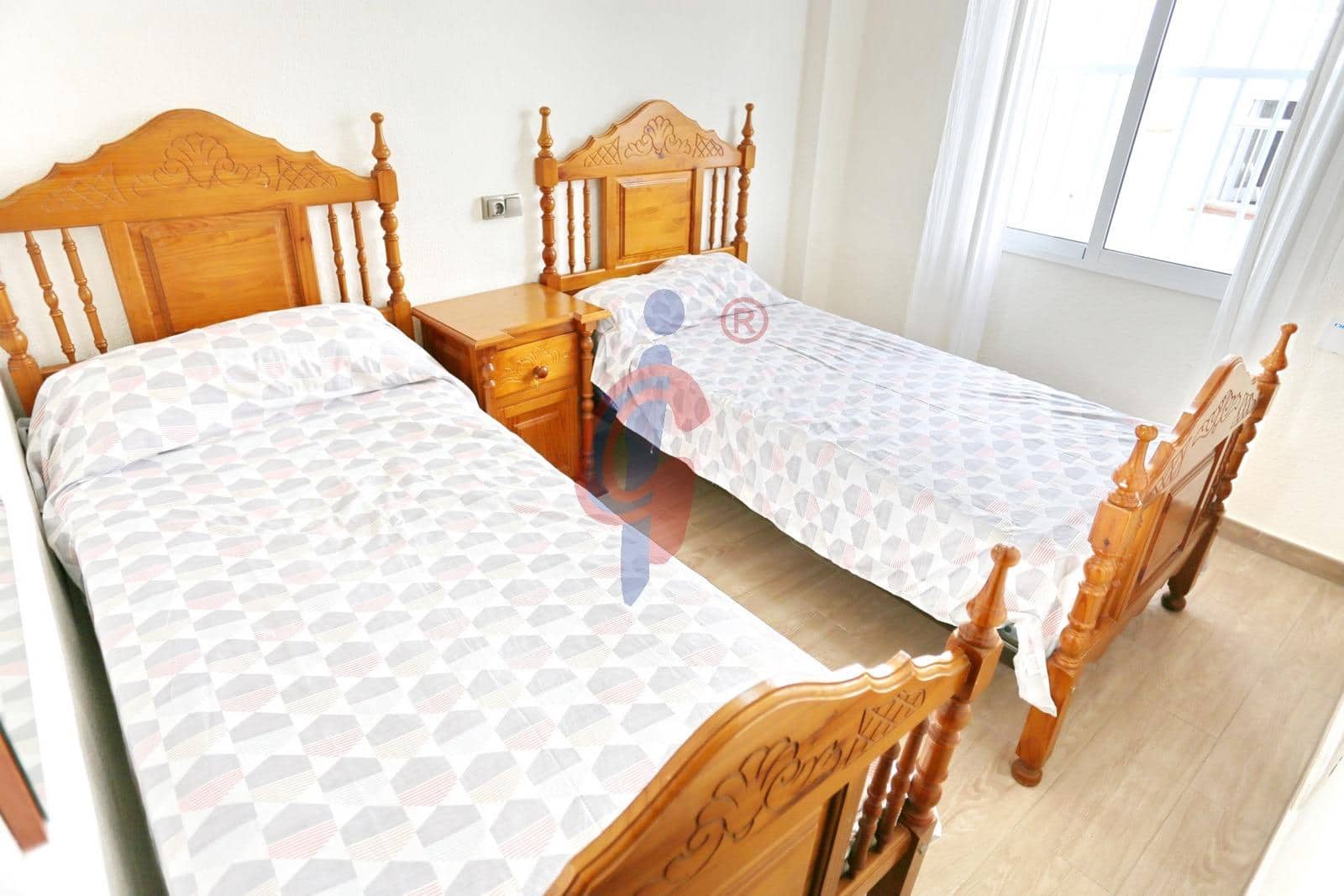 3 sovrum Lägenhet till salu i Guardamar del Segura med garage - 157 500 € (Ref: 9255125)